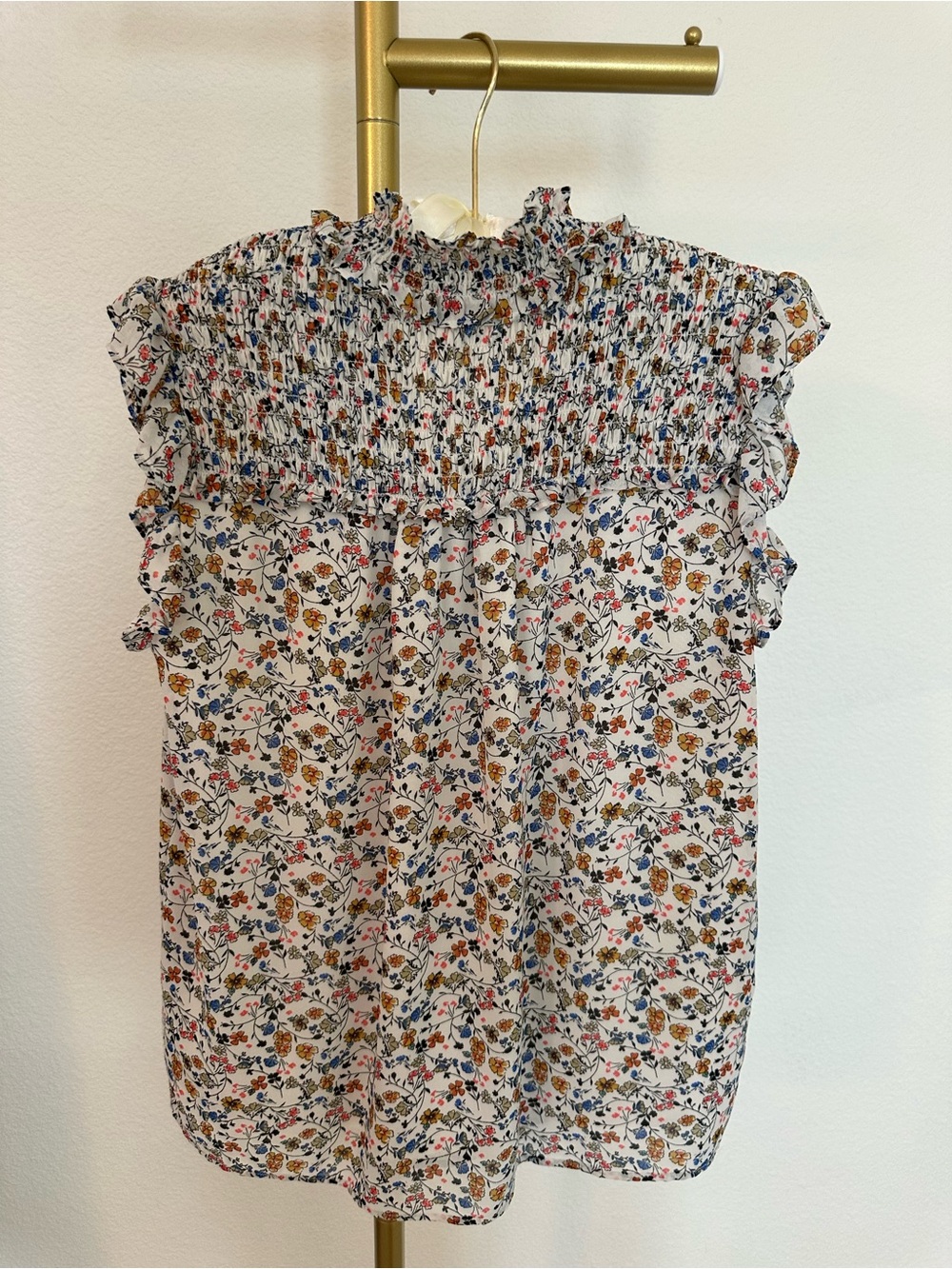 Cream Floral Ruffle-Trim Sleeveless Smocked Nordstrom Blouse - Picture 2 of 6
